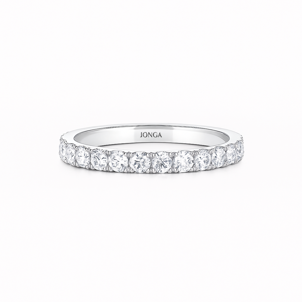 Round Eternity Ring in white Gold