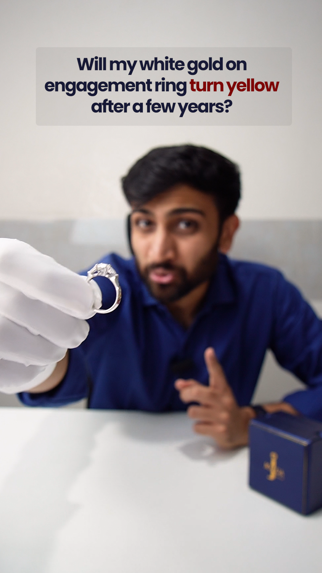 18k white gold engagement ring handcrafted from fresh gold alloys by Jonga Jewels in Dubai