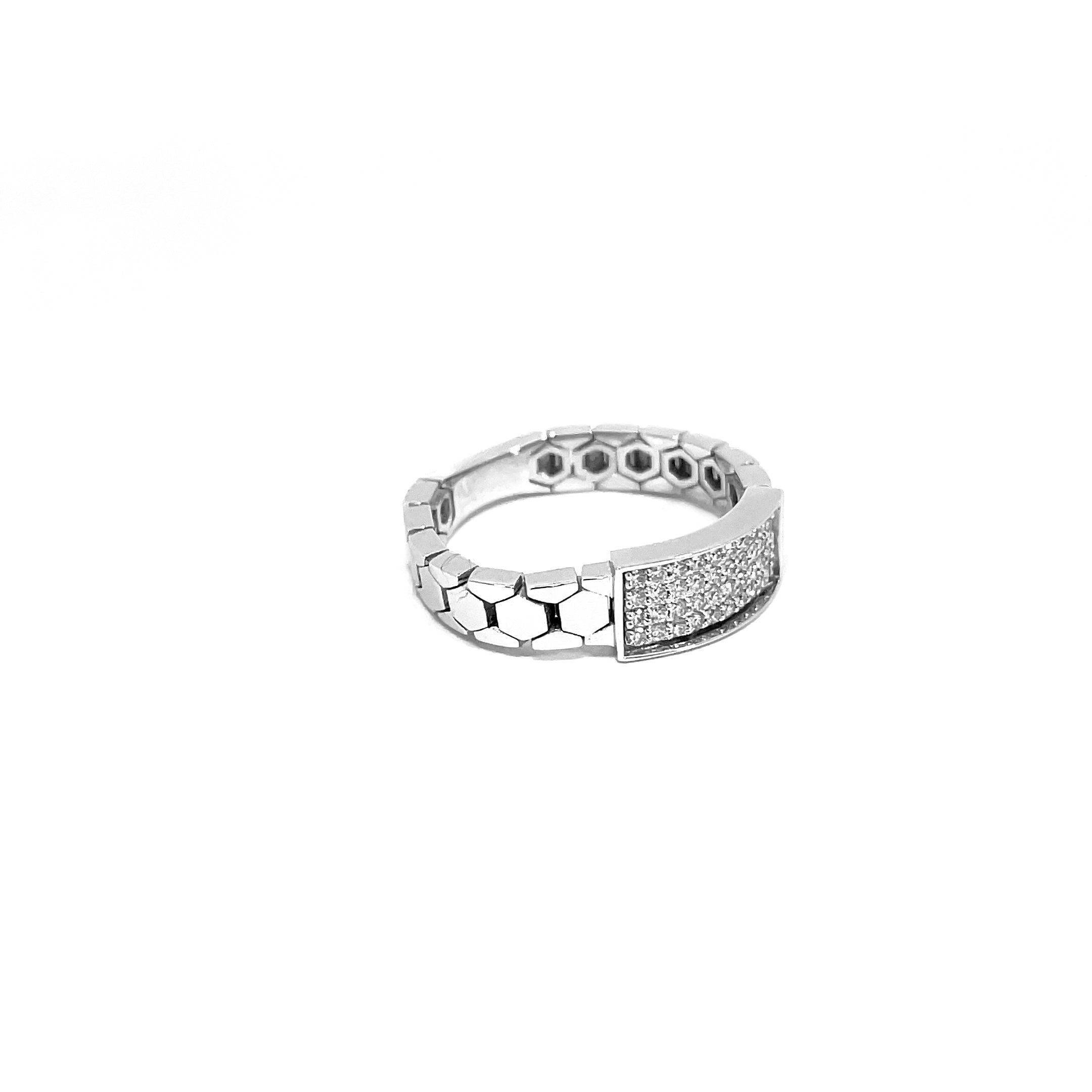 Mens Ring in style of bracelet in white gold