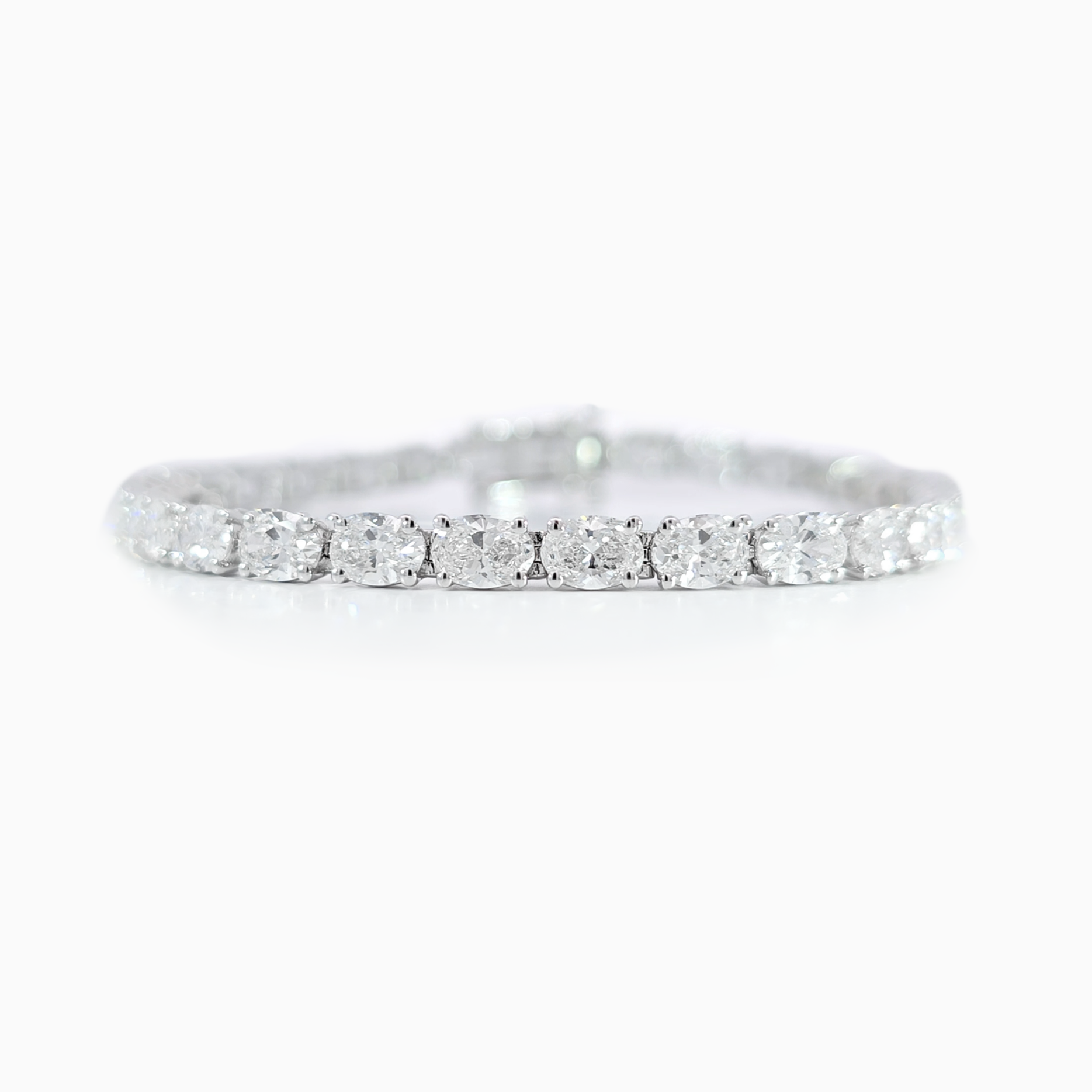 Oval Diamond platinum bracelet
