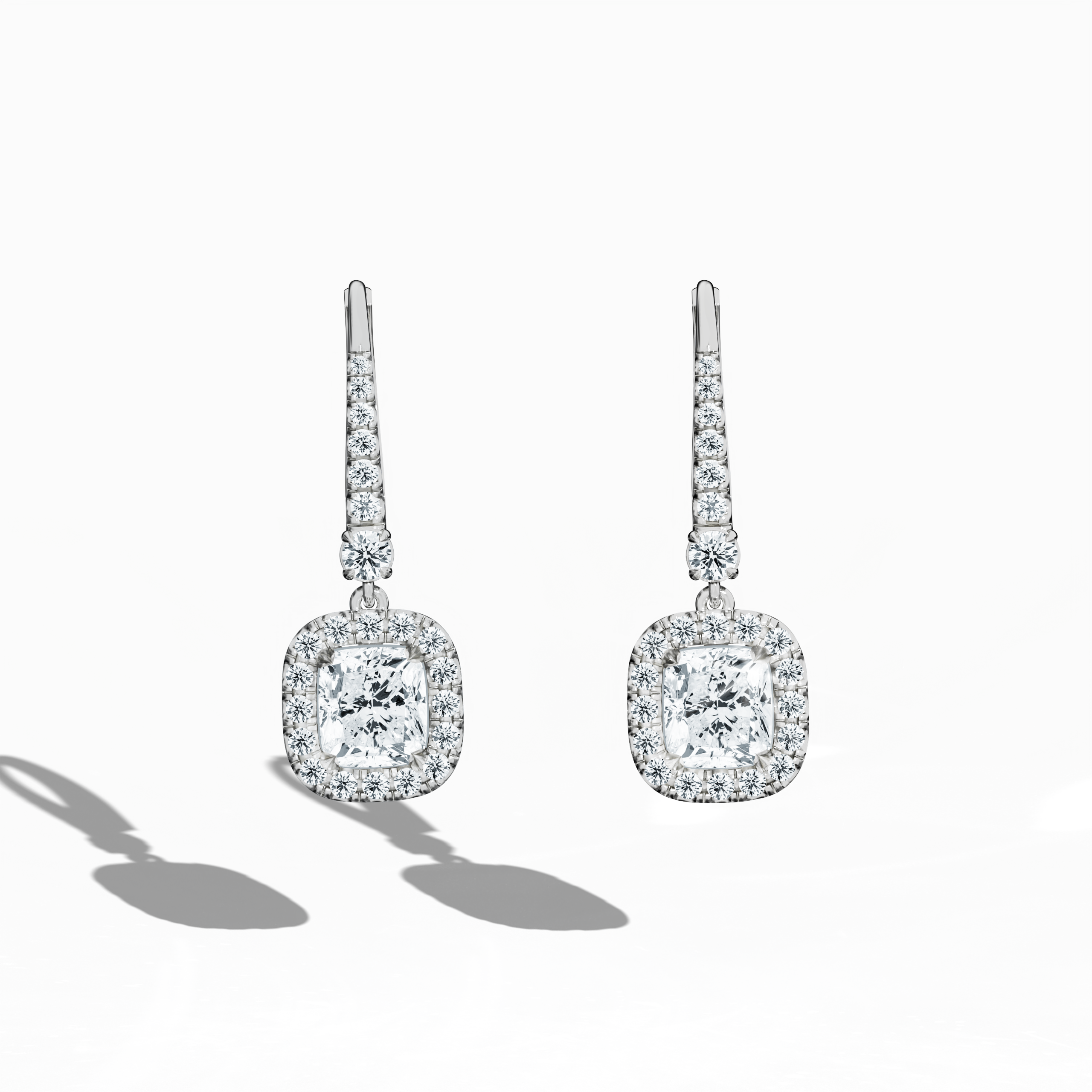 Cushion Halo Earring in white Gold